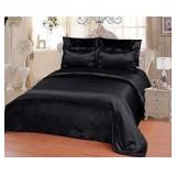 Comforter two pillow cases