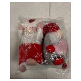 Vintend 2Pcs Valentines Day Gnomes Decorations, Handmade Valentine Gnome Decor Mr & Mrs Swedish Tomte Stuffed Gnomes Plush Doll Knomes Ornaments for Girlfriend Wife Women