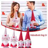Vintend 2Pcs Valentines Day Gnomes Decorations, Handmade Valentine Gnome Decor Mr & Mrs Swedish Tomte Stuffed Gnomes Plush Doll Knomes Ornaments for Girlfriend Wife Women