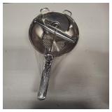 Food Mill Stainless Steel, Rotary Food Mill for Tomato Sauce, Mashed Potatoes, Applesauce, Jams and More, Potato Ricer (Silver)