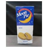 Moon Pie Mini Banana Marshmallow Sandwiches  1 Oz.  12 Count