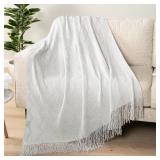 PAVILIA White Knit Throw Blanket for Couch Bed, Soft Knitted Farmhouse Sofa Throw for Living Room, Lightweight Decorative Summer Throw Blanket for Chair, Outdoor Textured Boho Blanket, 50x60 - Retail: