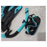 Mask Fin Snorkel Set, Travel Size Snorkeling Gear for Adults with Panoramic View Anti-Fog Mask, Fins, Dry Top Snorkel for Swimming Training, Snorkeling Kit Diving Packages (Green, S/M)