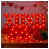 XOXO Sign with Valentines Day Lights Heart, 6Pcs Battery Operated LED Marquee Light for Tabletops, Shelf, Mantel, Romantic Nights, Perfect as Valentines Day Decorations for Bedroom (Batteries Not Incl