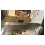 HGUOQ36 in. 900 CFM Ducted Under Cabinet Range Hood in Stainless Steel with LED Lights, Top/Rear Vent, Washable Mesh Filters - Retail: $329