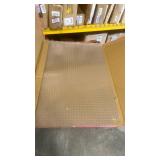 VEVOR Chair Mat, 36 x 48 Inch Office Chair Mat for Carpeted Floors, Plastic Floor Protector Rug with Studded, Non-Slip & Easy to Clean, Smooth Glide Under Desk Rug for Home Office (Rectangular)