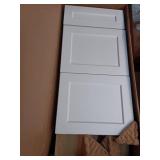 Designer Series Melvern 15 in. W x 24 in. D x 34.5 in. H Assembled Shaker 3-Drawer Base Cabinet in white - Retail: $400