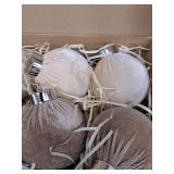 Velvet Christmas Ornaments, 12pcs Christmas Tree Ornaments Velvet 3.15 Inch Balls
