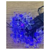 Solar Powered LED Flower String Lights 23ft WORKS, (HALF OF IT DOES NOT LIGHT AS BRIGHT)