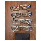 4.0 Readers for Women, Blue Light Blocking Reading Glasses, Stylish Reading Glasses for Women in 4 Patterns - Retail: $12