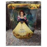 disney year 2000 collector dolls enchanted princess series 12 inch doll from snow white and the seven dwarfs