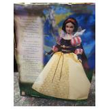 disney year 2000 collector dolls enchanted princess series 12 inch doll from snow white and the seven dwarfs