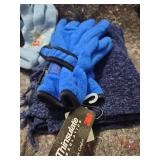 Winter Accessories Bundle - Samsonite Wallet and Thinsulate Gloves