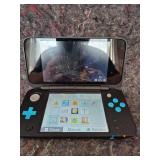 Nintendo 2DS XL Black/Turquoise Gaming Console - No Adaptor, Screen Broken, Powers On