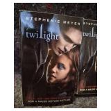 Twilight Book & Sweethearts Candy Tin Set