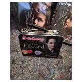 Twilight Book & Sweethearts Candy Tin Set