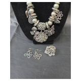 Silver Jewelry Set with Earrings and Elastic Ring