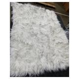 ORINOVA White and Grey Faux Fuzzy Fur Sheepskin Washable Area Rugs for Living Room 2x3 Boho Shag Nursery Rug Cute Home Decor