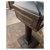 Simplay3 Dig-Free Easy up Classic Mailbox (Americana)  black, Gray (Missing Screws-Stock Pic is Different) - Retail: $90