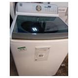 Kenmore 4.4 cu. ft. Top Load Washer with Triple Action Agitator for Tough Dirt & Stains - Reduce Laundry Time with Accela Wash & Express Wash - LED - White - Retail: $900