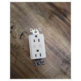 Smart 15 Amp 120-Volt Tamper Resistant White Duplex Outlet Powered by Hubspace (1-pack)