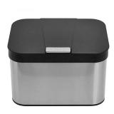 DOES NOT STAY CLOSED Dullrout Compost Bin for Countertop, Compost Bucket Indoor Sealed, Food Waste Caddy, 1.13 Gallon Kitchen Compost Container with Lid, Compact and Easy Clean, Black Matte - Retail: 