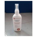 Veterinary Formula Clinical Care Hot Spot & Itch Relief Medicated Spray, 8oz â Easy to Use Spray for Dogs & Cats â Helps Alleviate Sensitive Skin, Scratching, and Licking of Coat (1 Pack) - 