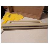 Bug Stoppers Fly Swatter and Wall Mount Set