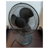 Black Oscillating Desktop Fan