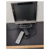 Insignia NS-LCD15 15-inch LCD TV with Remote