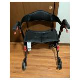 Drive Medical F32 Lightweight Rollator Walker