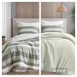 King Comforter Set, 3 Pieces Striped Bed Set, Soft Brushed Microfiber Reversible Bedding Set for All Season, Lightweight & Breathable Bedding Set with Comforter & Shams, Sage Green