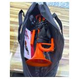 Professional Plastic Bb Trumpet Student Trumpet Set for Student Beginner With 7C Mouthpiece and 3C Mouthpiece Bb Trumpet Instrument Orange, PM160