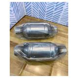 2.5" Universal Catalytic Converter, 2.5 Inch Inlet/Outle Cat Converter with O2 Port and Heat Shield (EPA Compliant), Set of 2