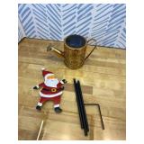 Christmas Santa Solar Kettle Lights, Solar Garden Watering Can Lights with Cascading Lights, Waterproof Hanging Metal Outdoor Lantern Decorations for Garden Patio Porch Yard (Warm)