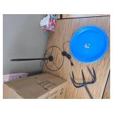 Daoeny 100W Heated Bird Bath with Thermostat, 5-Prong Metal Base