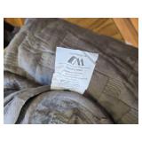 $150 Quilt Set King 120x128 Velvet Bedding, 2 Shams, 3-Piece, Gray