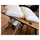 King Size Pillows Set of 2 - 7D Down Alternative, Gusseted