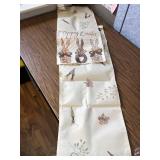 Artoid Mode Easter Carrots Rabbit Placemats, 12x18 in, Set of 4