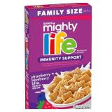 Quaker Mighty Life Multigrain Cereal, Strawberry Blueberry Bliss, Immunity Support, 22.3 Oz Family Size