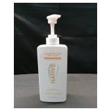 NATIVE Peach & Orange Blossom Moisturizing Body Wash 18oz