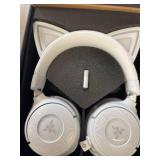 Razer Kraken Kitty V3 Pro Wireless RGB Kitty Headset for Gaming and Streaming, WHITE