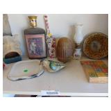 Contents of Shelf - Planters