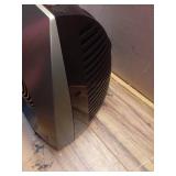 Vornado VH240+ 1500-Watt Black Indoor Electric Fan Space Heater Charcoal gray - Retail: $60