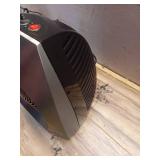 Vornado VH240+ 1500-Watt Black Indoor Electric Fan Space Heater Charcoal gray - Retail: $60