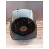 Vornado VH240+ 1500-Watt Black Indoor Electric Fan Space Heater Charcoal gray - Retail: $60