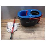 O-Cedar EasyWring Deep Clean Microfiber Spin Mop with Bucket System and 1 Extra Mop Head Refill