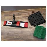 Microfiber Adaptable Flat Mop Kit