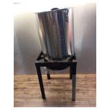 30 qt. Sure Spark Turkey Fryer - Retail: $129