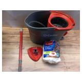 O-Cedar EasyWring Deep Clean Microfiber Spin Mop with Bucket System and 1 Extra Mop Head Refill